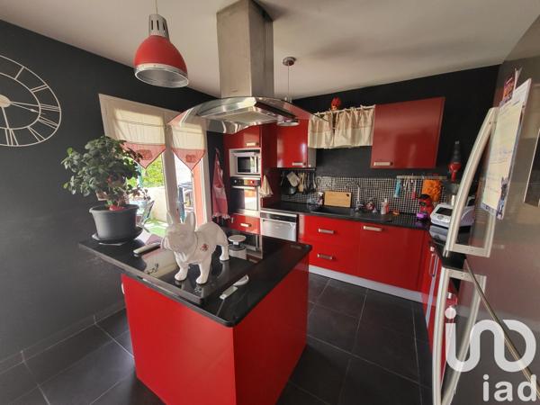 Maison traditionnelle 5 pièces de 108 m² à Saint-Christol-lès-Alès (30380)