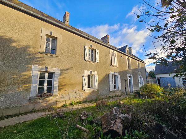 Maison à rénover avec dépendances CARENTAN