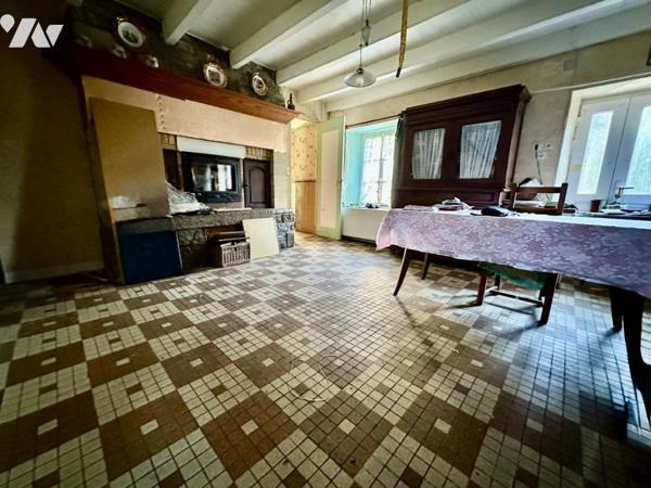 Longère à rénover entièrement à Sainte-Croix Hague