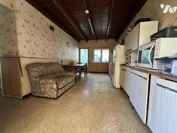 Longère à rénover entièrement à Sainte-Croix Hague