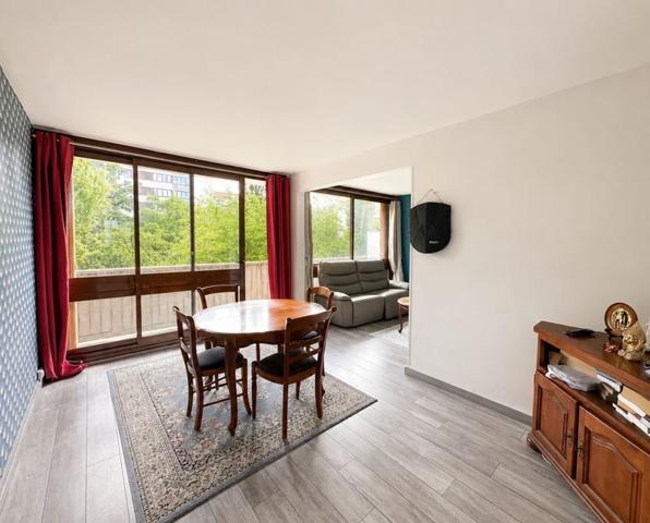 Appartement à vendre |                                       Fontenay-le-Fleury |                                        3 pièces  |  55 m²