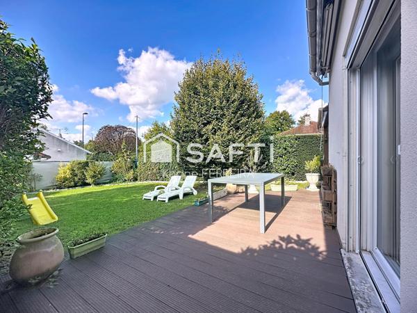 Maison familiale 5 pièces avec jardin