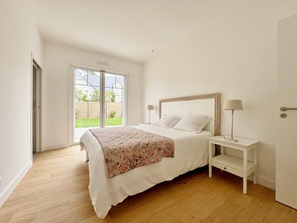 Maison  7 pièce(s)  5 chambre(s)  180 m²