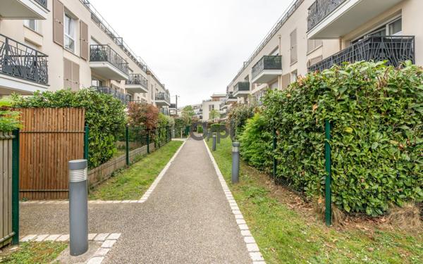 Appartement à vendre    2 pièces • 42,27 m2 Pontault-Combault