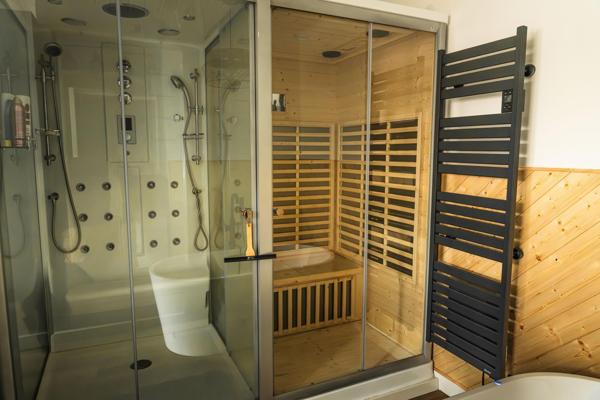 Maison de maître avec T2 indépendant et espace spa privé