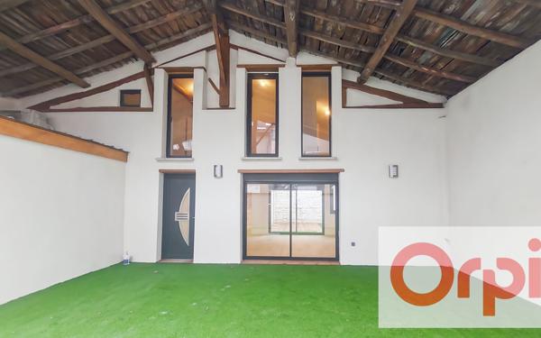 Maison à vendre    5 pièces •  Grenade