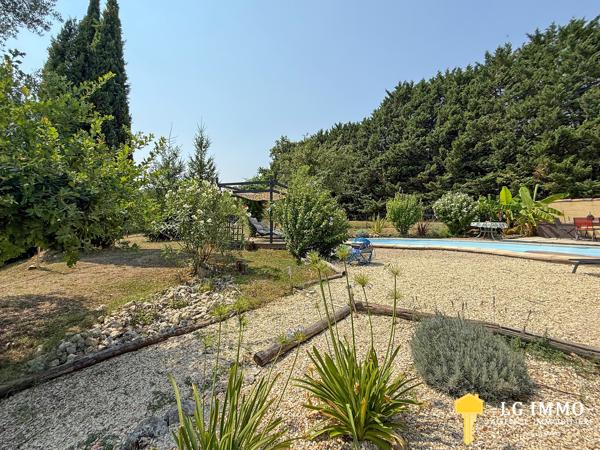 Bâtisse charentaise de 147 m² – Rénovation haut de gamme, piscine & grand terrain arboré – Proche Jonzac