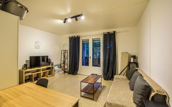 Appartement à vendre    1 pièce • 26,35 m2 Bagnols-sur-Cèze