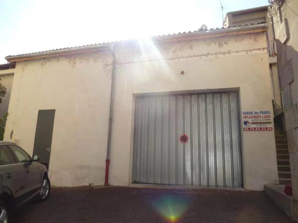 Parking / Box à louer à Vals-les-Bains (07600)