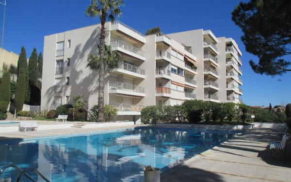 Appartement à vendre    1 pièce • 29,09 m2 Golfe Juan - Vallauris