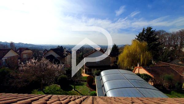 Maison 6 pièces 214 m2