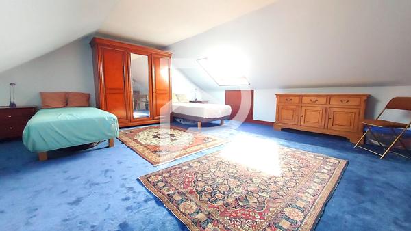 Maison 6 pièces 214 m2