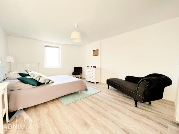 Collonges (01550) Maison 8 pièces 290m2