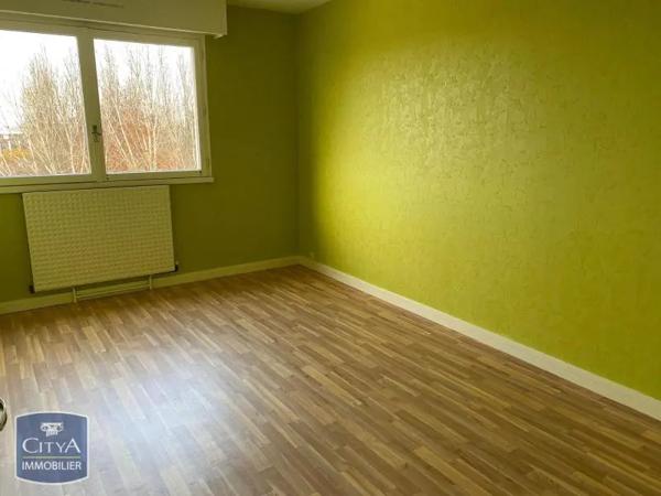Appartement à louer 3 pièces 70.04m² Bourges (18000)