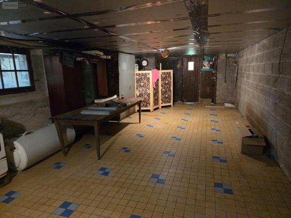 Maison à vendre à Saint-Georges-Buttavent en Mayenne (53100), ref : 53075/FC61