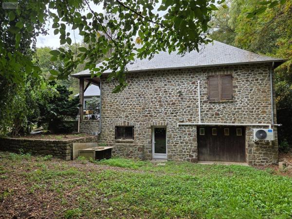 Maison à vendre à Saint-Georges-Buttavent en Mayenne (53100), ref : 53075/FC61