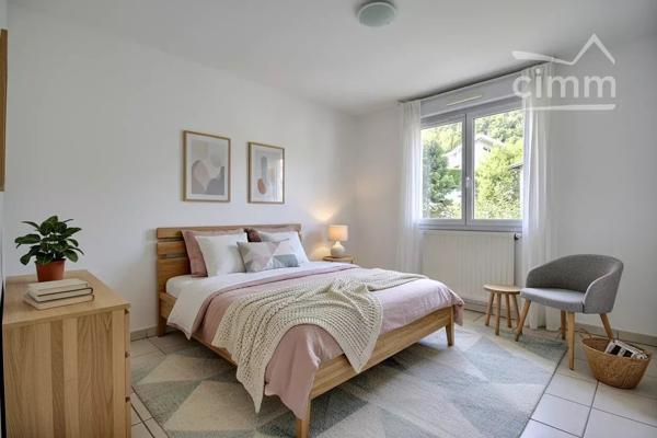 À vendre – T3 lumineux avec balcon et vue sur Belledonne.