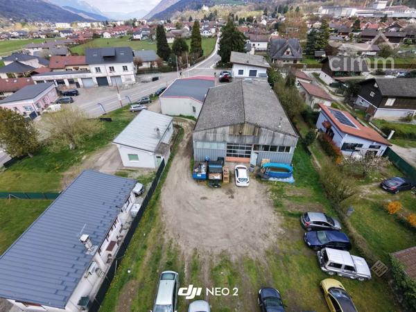A VENDRE LOCAL D'ACTIVITE VALGELON LA ROCHETTE 73110 - SAVOIE.