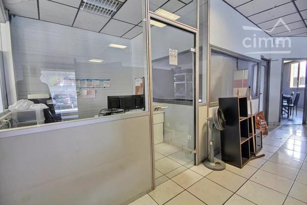 A VENDRE LOCAL D'ACTIVITE VALGELON LA ROCHETTE 73110 - SAVOIE.