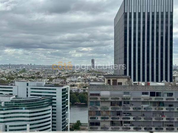 Vente
                Appartement78,85 m² - 4 Pièces -
                    COURBEVOIE (92400)