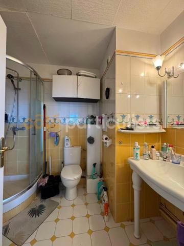 Vente
                Appartement78,85 m² - 4 Pièces -
                    COURBEVOIE (92400)