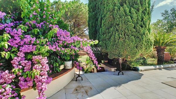 Maison avec dépendance à vendre à 15 minutes d'Argelès sur mer, 7 pièces, 169.82 m² sur 11546 m² de parc