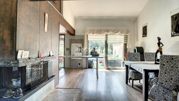 Maison avec dépendance à vendre à 15 minutes d'Argelès sur mer, 7 pièces, 169.82 m² sur 11546 m² de parc