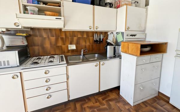 Appartement à vendre    2 pièces • 48 m2 Antibes