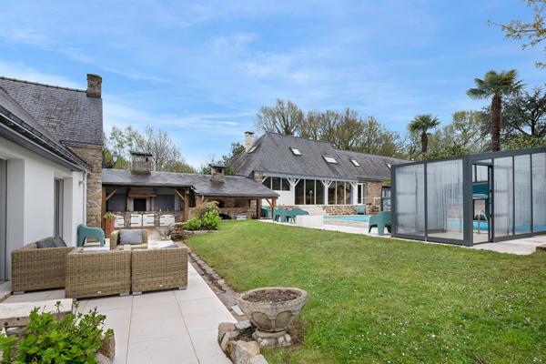 Maison 10 pièces 365 m2