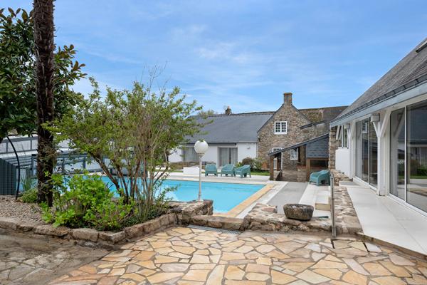 Maison 10 pièces 365 m2