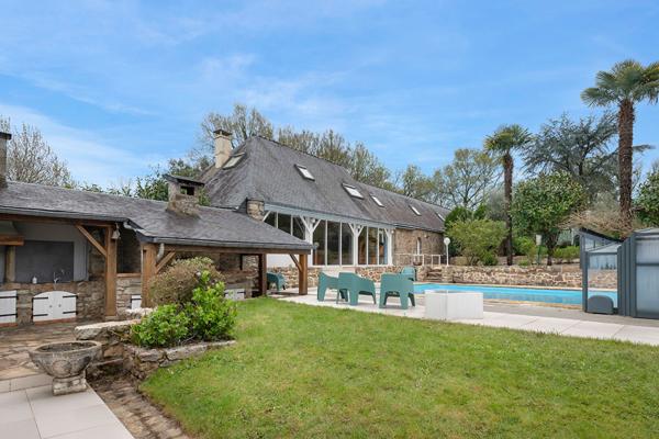 Maison 10 pièces 365 m2