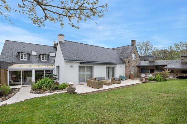 Maison 10 pièces 365 m2