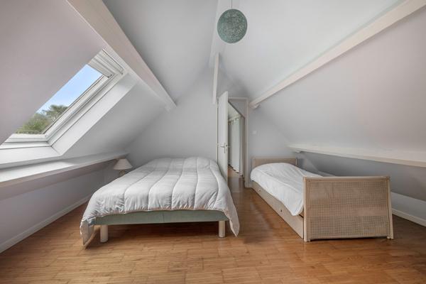 Maison 10 pièces 365 m2