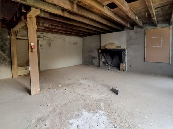 Ensemble de 2 dépendances en pierres