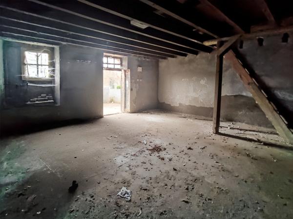 Ensemble de 2 dépendances en pierres