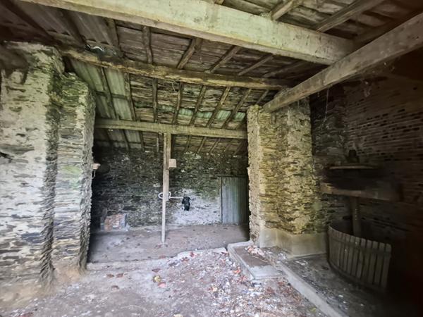 Ensemble de 2 dépendances en pierres