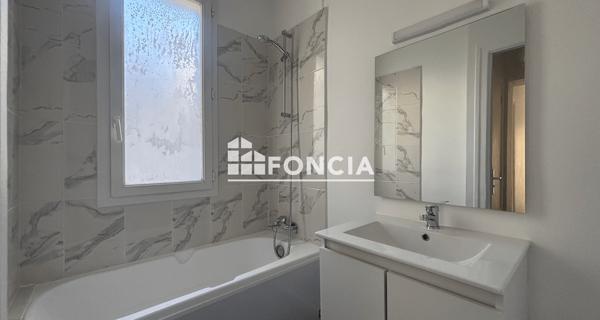 Location Appartement 3 pièces 57.75 m² - Paris 75019