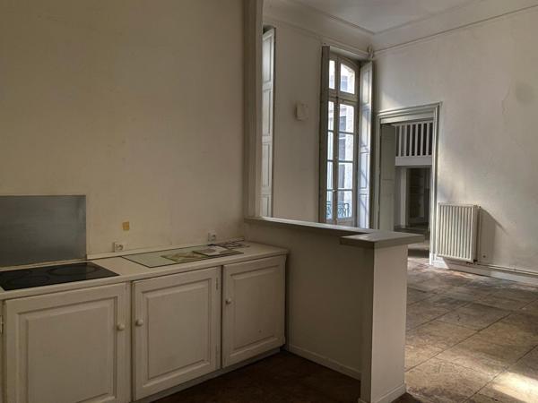 Ecusson - T2 - 70.86 m²