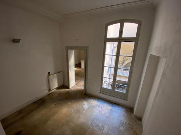 Ecusson - T2 - 70.86 m²