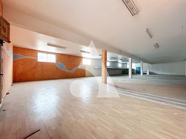 Local commercial 200 m2