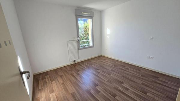 Appartement Poitiers 2 pièce(s) 39.02 m2 Parking PMR