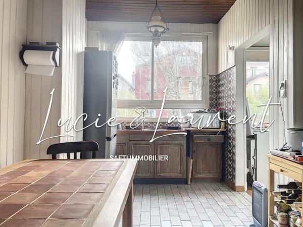 MAISON FAMILIALE PROCHE RER