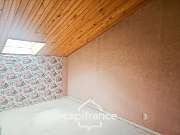 Maison familiale avec vue panoramique à Castelculier, 6 chambres, 235m² habitable, sous-sol 145m²