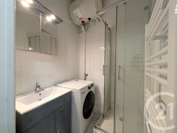 Appartement F2 à vendre  2 pièces - 27,60 m2 PARIS - 75008