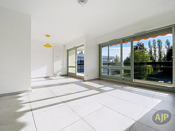 Vente appartement Blanquefort : 175 000 € - AJP Immobilier Le Bouscat