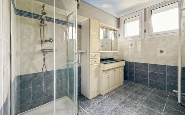 Maison à vendre    4 pièces • 129 m2 Périgueux