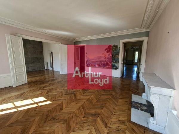 À LOUER – Plateau de bureaux de caractère – 218 m² – Place de Jaude, Clermont-Ferrand