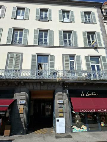 À LOUER – Plateau de bureaux de caractère – 218 m² – Place de Jaude, Clermont-Ferrand