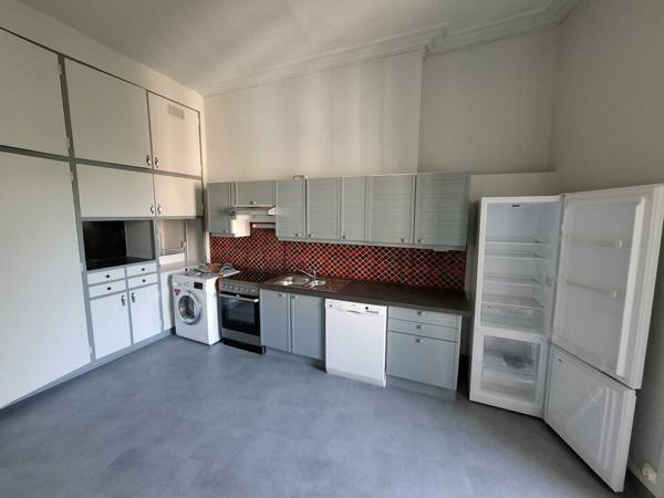 À LOUER – Plateau de bureaux de caractère – 218 m² – Place de Jaude, Clermont-Ferrand