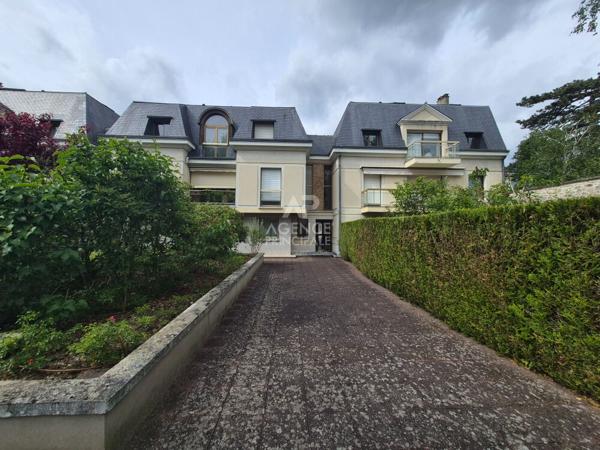 Appartement Saint Germain En Laye 2 pièce(s) 291 000 € **  - Référence  18098